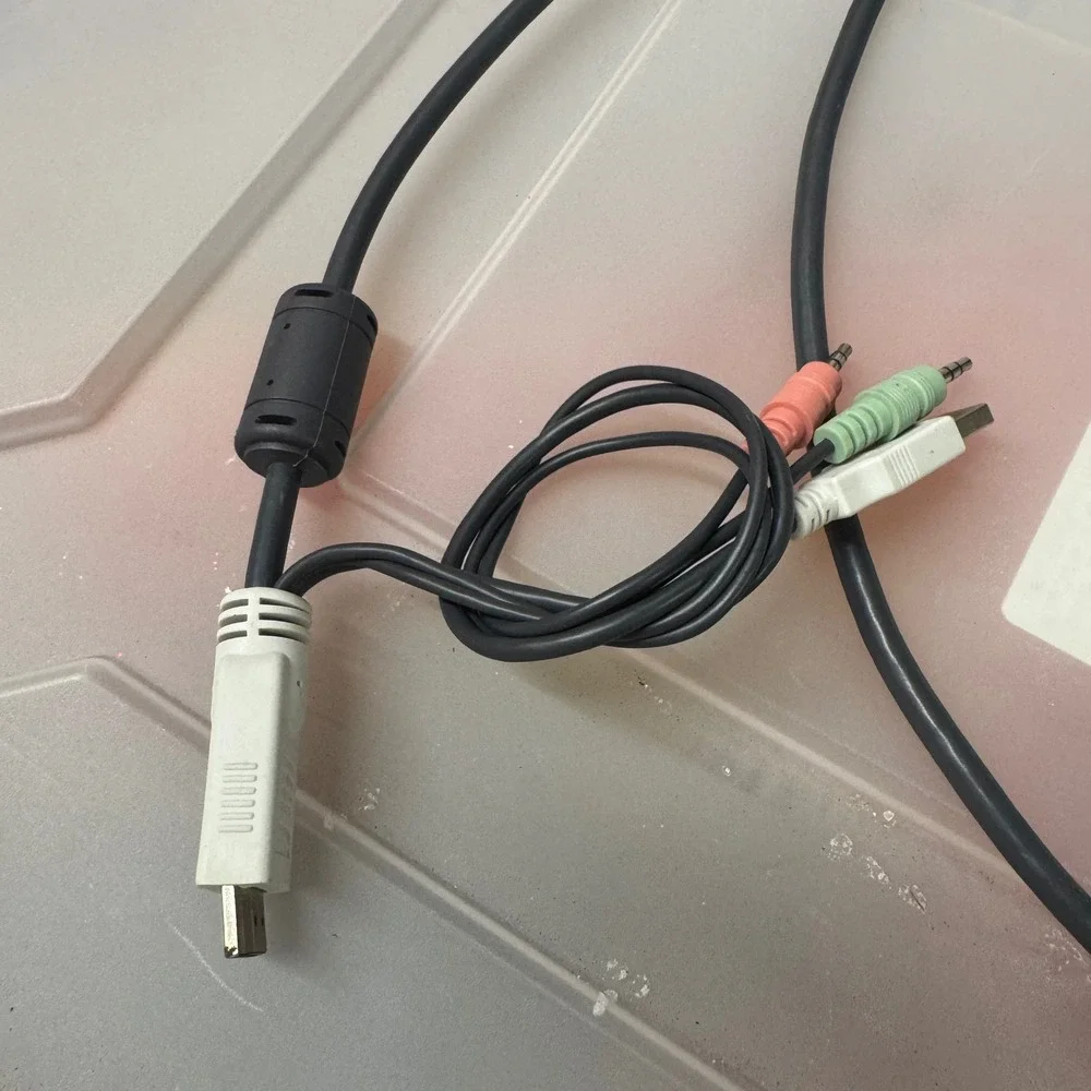 TRENDnet TK-215i 2-Port USB KVM Switch with Audio and Remote Switch White